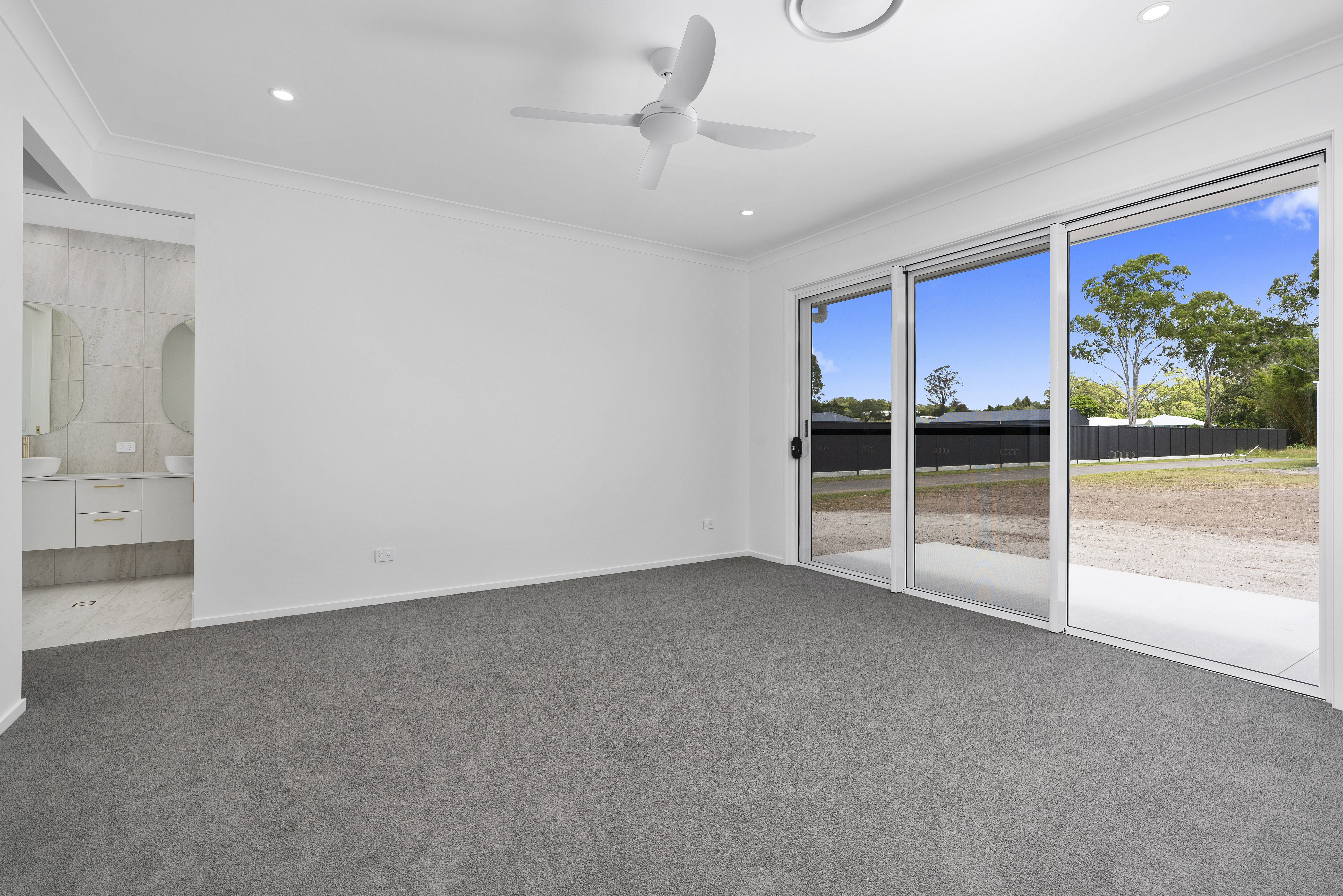 Woodline — photo 15